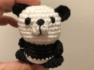 Le mini panda amigurumi de Itto