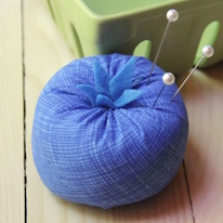 photo d'un pique-épinle en forme de myrtille