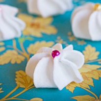 photo de petites meringues de dinette