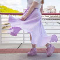 photo d'une jupe violet pastel