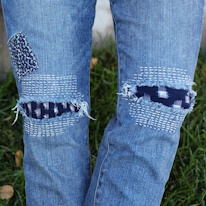 photo d'un jean réparé au shashiko