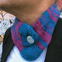 photo d'une écharpe en forme de chaussettes