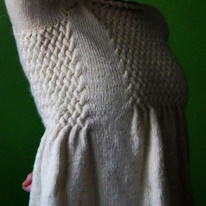 photo d'une tunique en tricot immitant un lacis